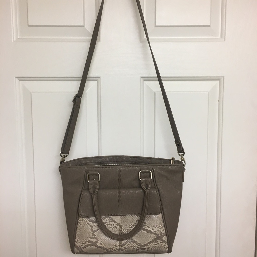 Cross body ThirtyOne purse