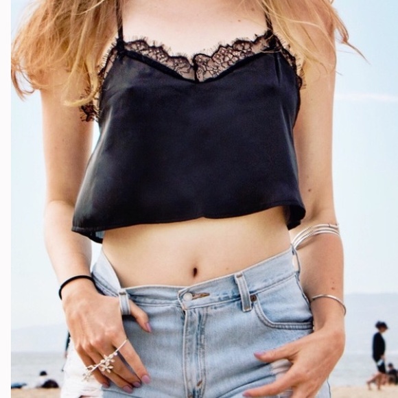 🎋 Black Haze 🎋 silky crop top - Picture 2 of 2