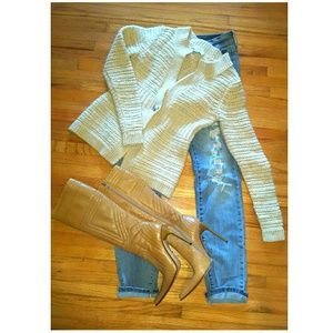 Must Have!! Gorgeous Tall boots - Camel