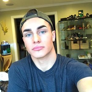 Meet your Posher, Ian