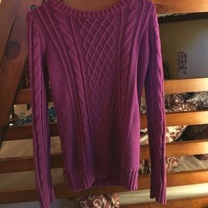 New Magenta knitted sweater