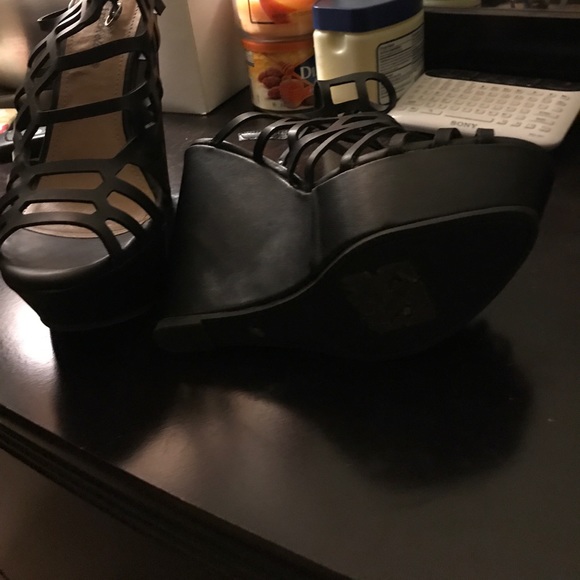 Brekelles wedges - Picture 2 of 2