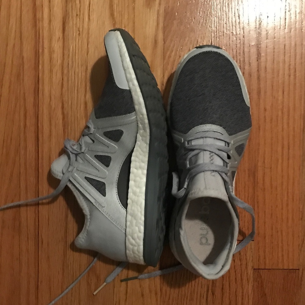 Adidas Avenue A Box shoes