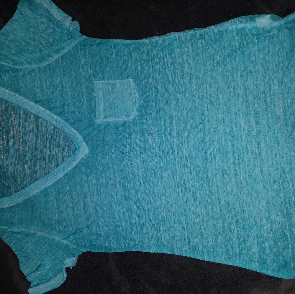 Areopostle V neck T-shirt