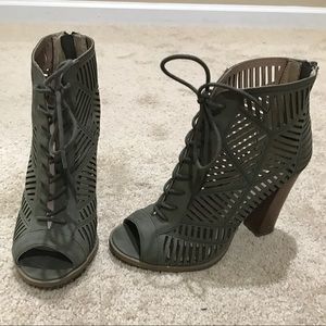 MAKE ME AN OFFER: Booties