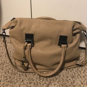 VINCE CAMUTO bag
