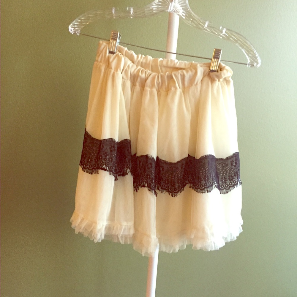 Layered cream lace skirt