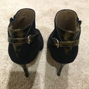 MAKE ME AN OFFER: Leopard trim booties