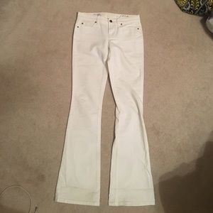 Gap "sexy boot" white jeans