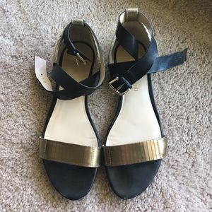 Enzo Angiolini strappy sandals
