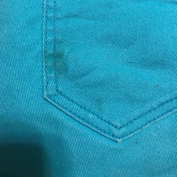 Charlotte Russe low rise shorts - Picture 4 of 4