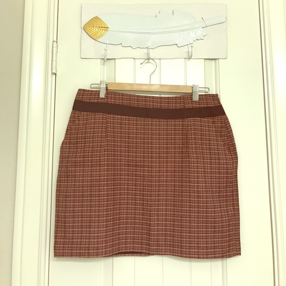 ‼️Final Sale The Limited skirt with pockets Size 8