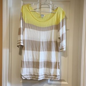 Old Navy xLarge EUC 3/4 Length Tshirt Yellow white