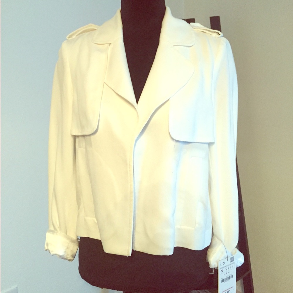 NWT Zara Basic White Blouse Cardigan Size S