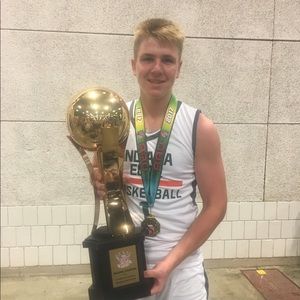 Meet your Posher, Zach