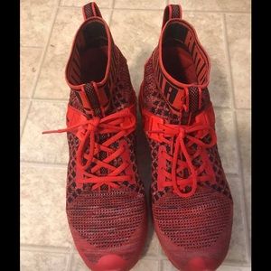 Puma Ignite EvoKnit Shoes Red Black Athletic Mens