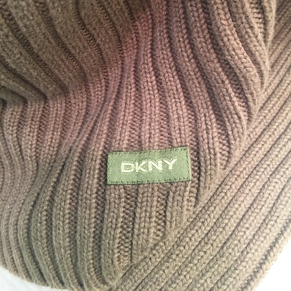 Mens Lg DKNY Olive mock turtleneck sweater. - Picture 2 of 3