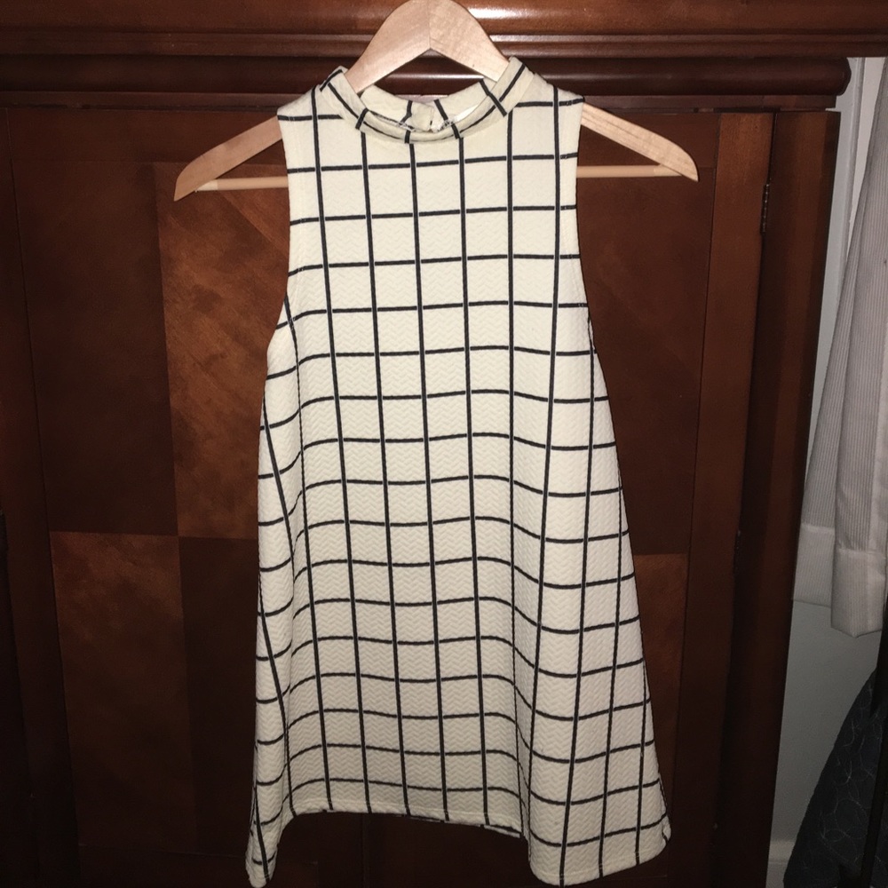 Urban Outfitters-Quilted Swing Top⭐️
