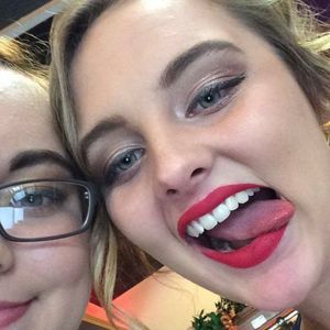 Meet your Posher, Hannah