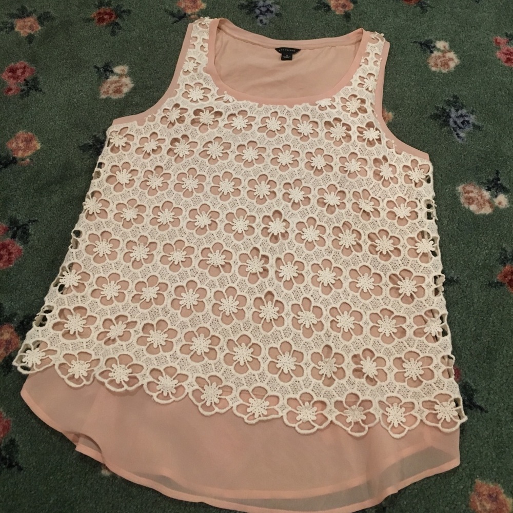 Stunning Ann Taylor blouse top