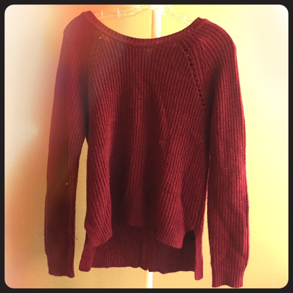 Wine sweater with zipper in the back