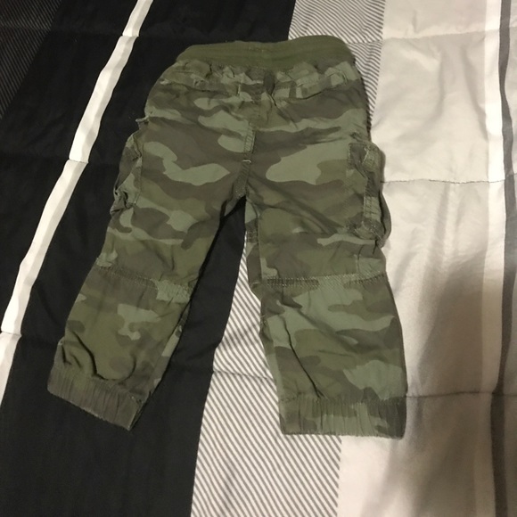 Boys army pants - Picture 2 of 2