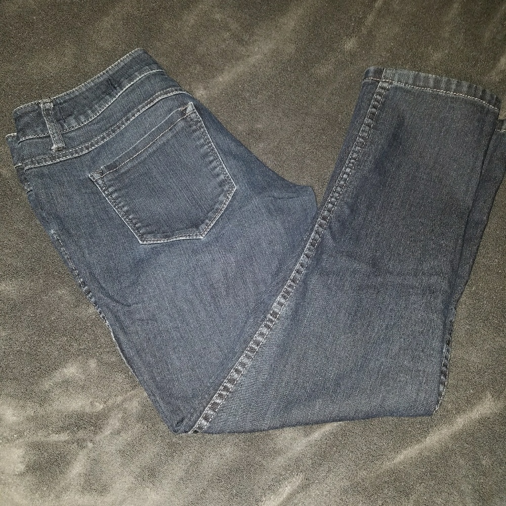 Reversible Jean Capris - Picture 2 of 2