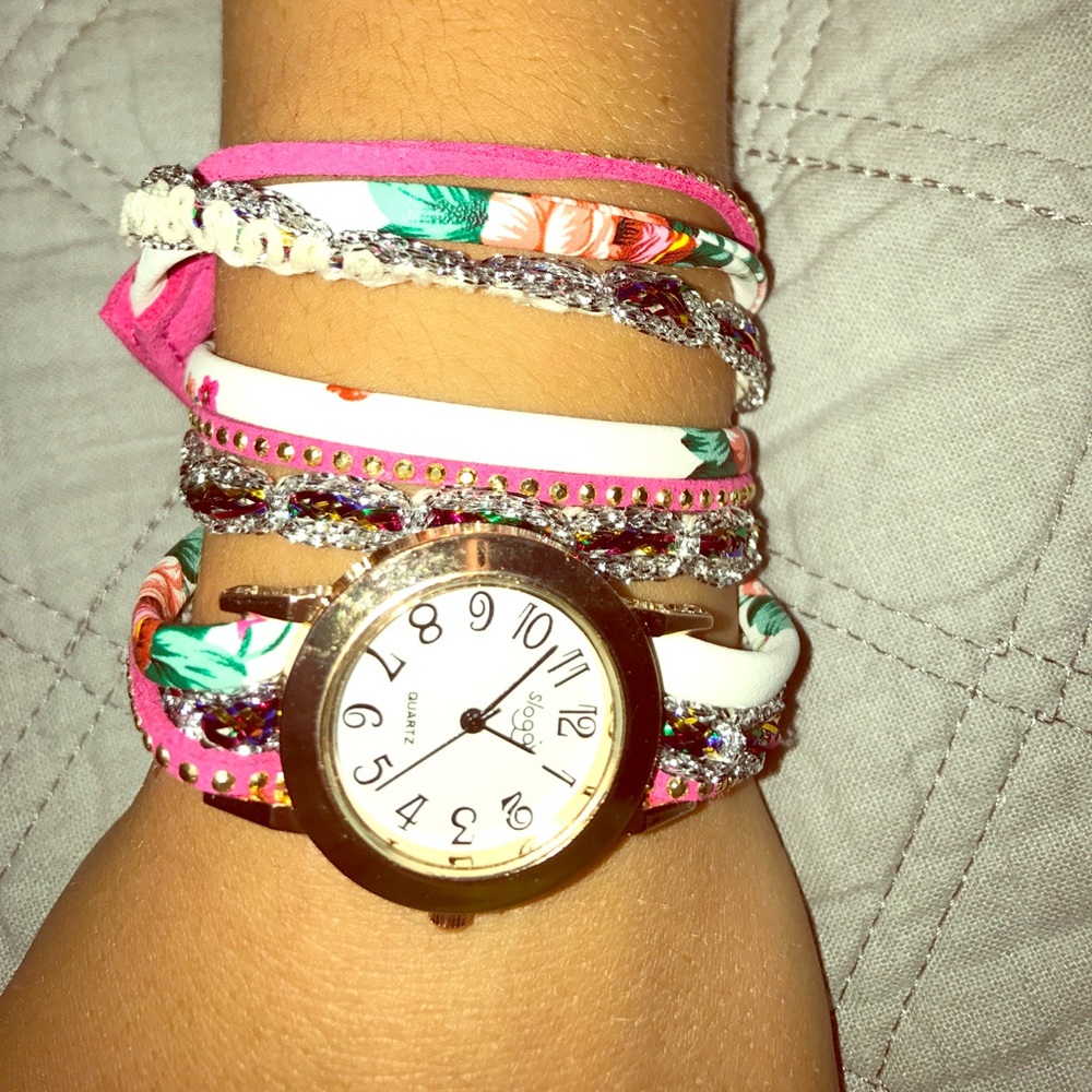 Watch! Fashion forward wrap around the wrist watch