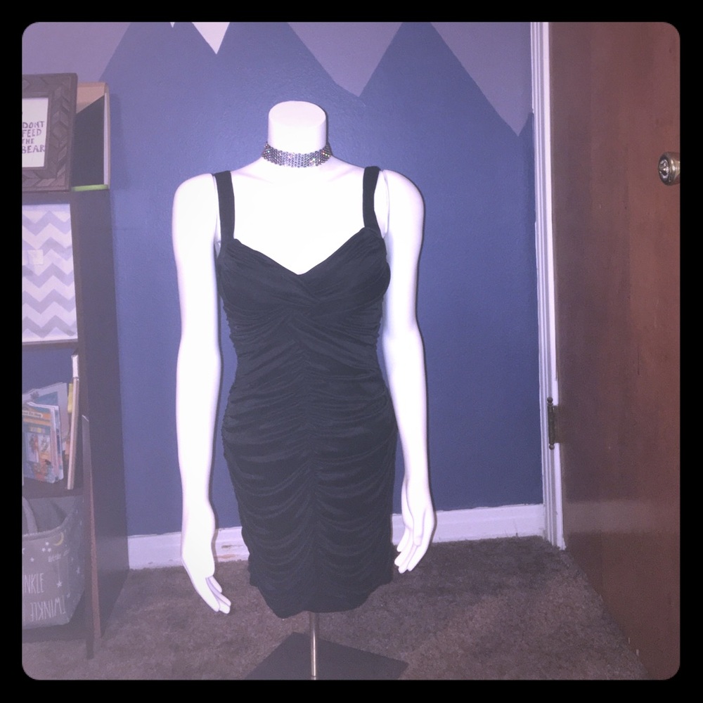 🎶🔥Sexy little club dress🍸🍾