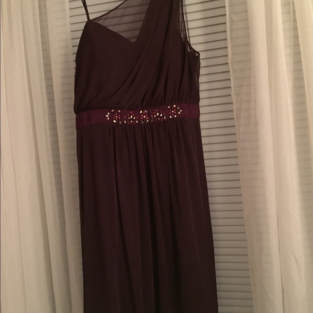 Adriana Papell grape chiffon one strap dress