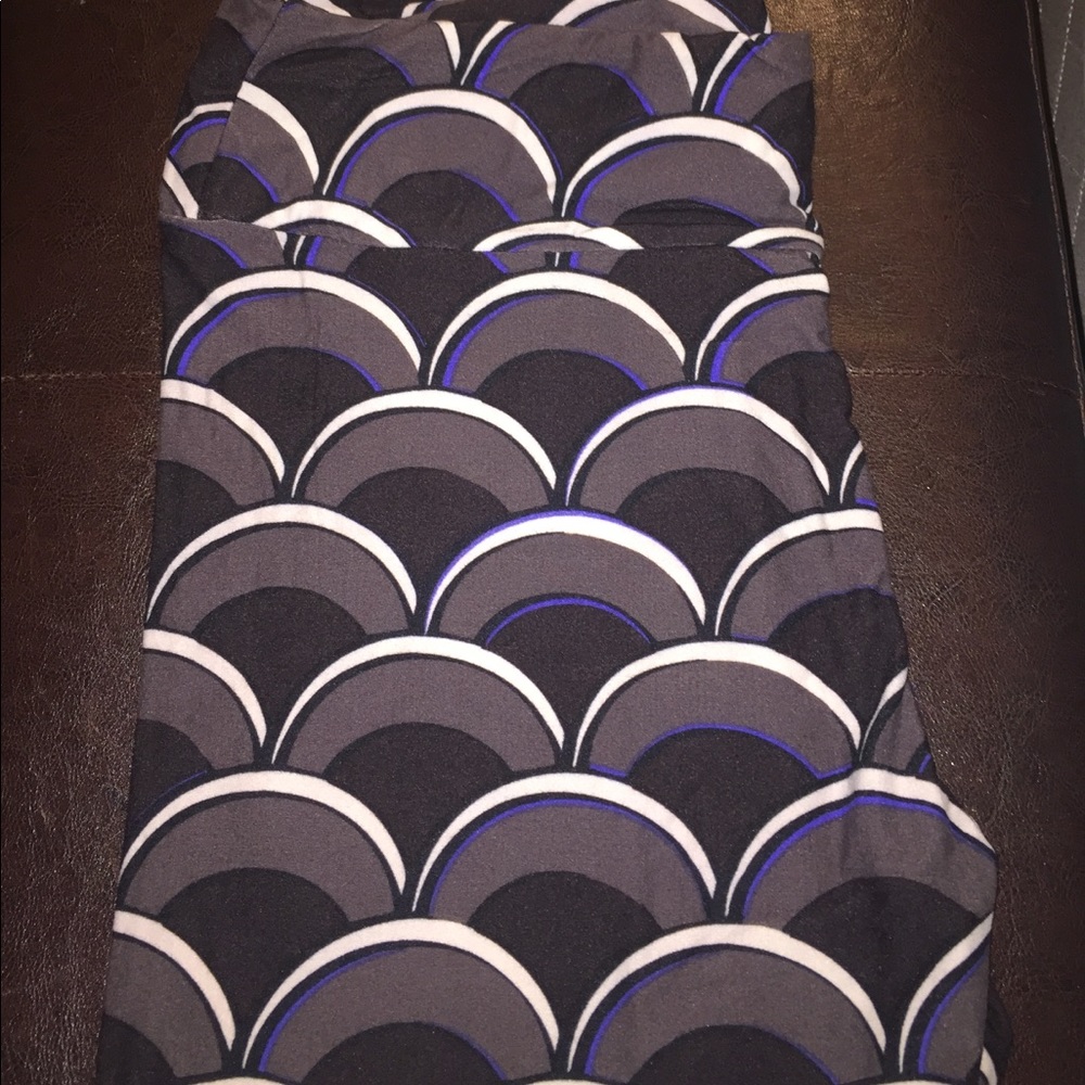 LuLaRoe TC mermaid leggings