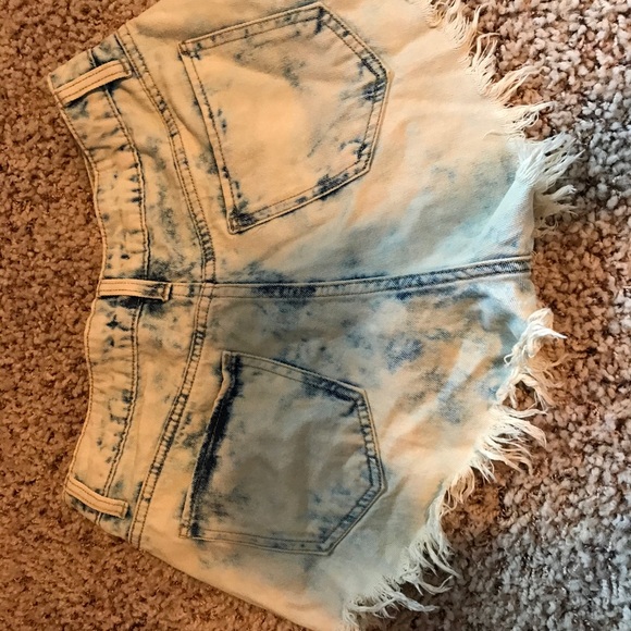 Forever 21 - shorts - Picture 1 of 3