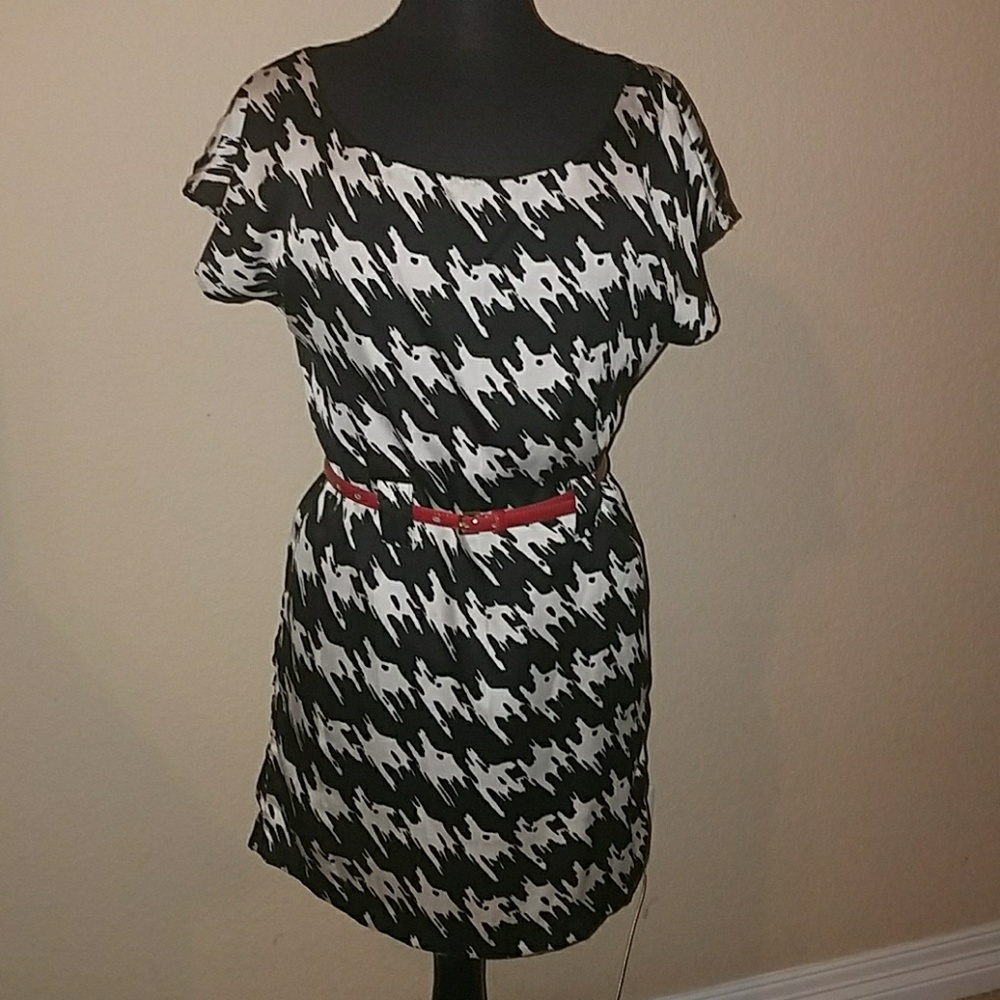 Satin houndstooth dress