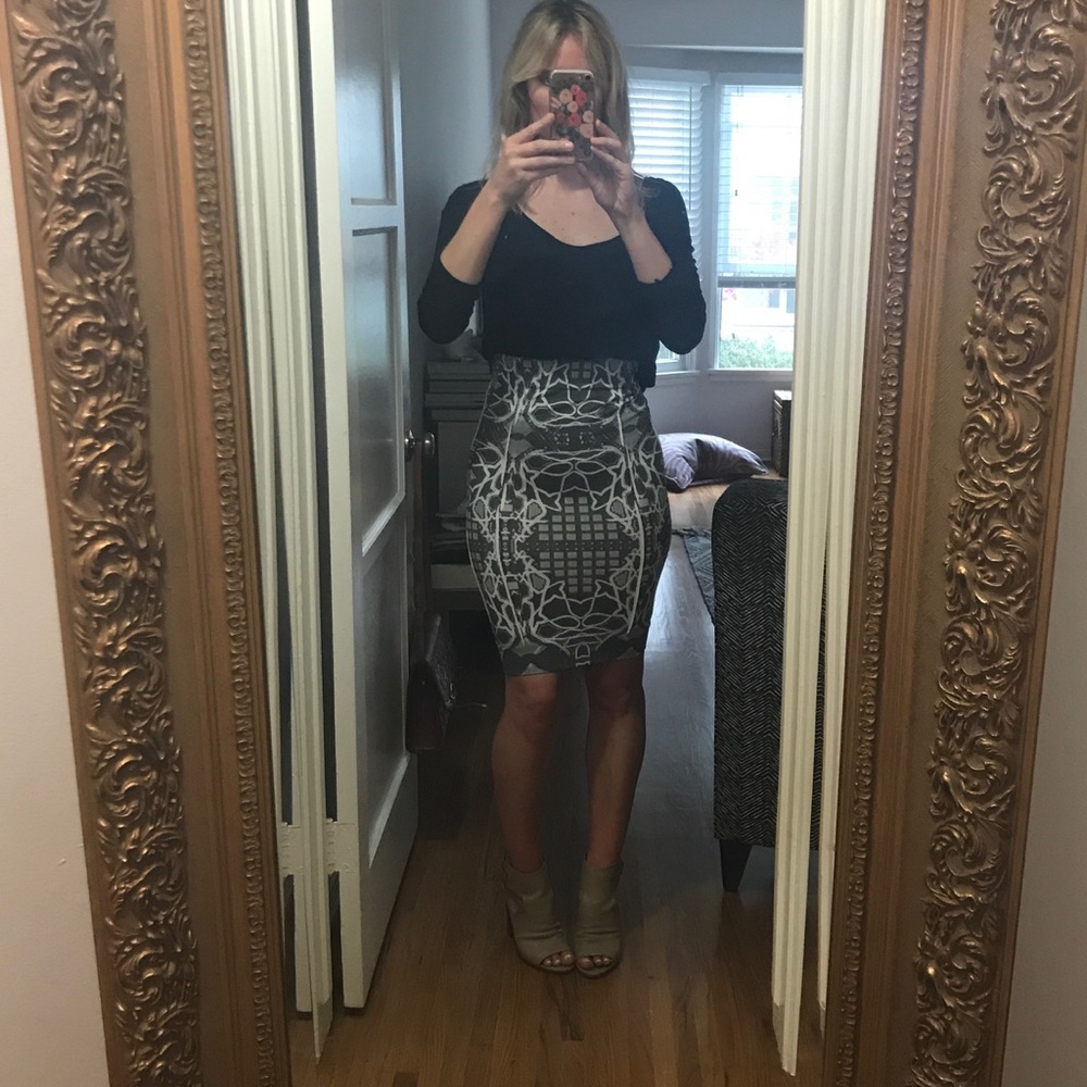 Thatcher Collection skirt