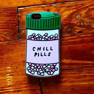 ban.do Chill Pill phone iPhone 6 case