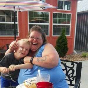 Meet your Posher, Sally