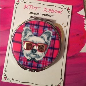 Betsey Johnson NWT makeup 💄 Mirror terrier pup