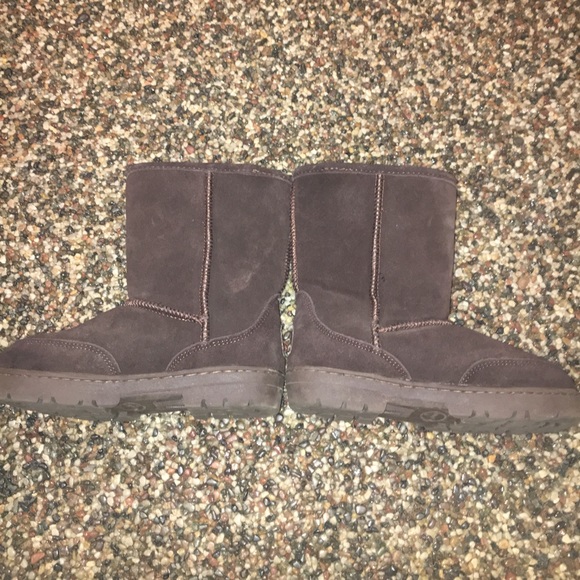 Bearpaw Brown Boots - Picture 2 of 5