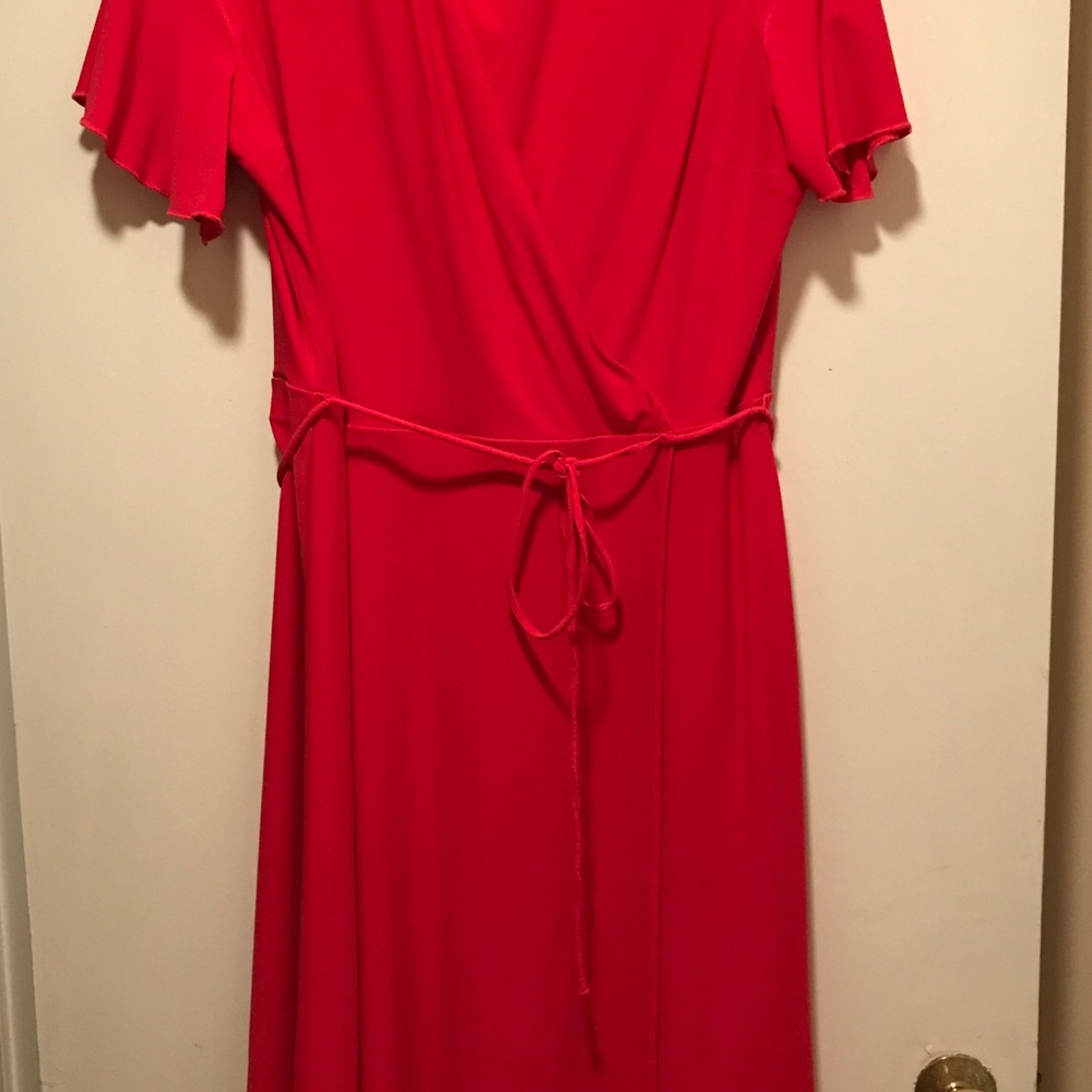 Summer fuchsia wrap dress