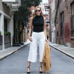 White House Black Market Cropped Wide Leg Pant