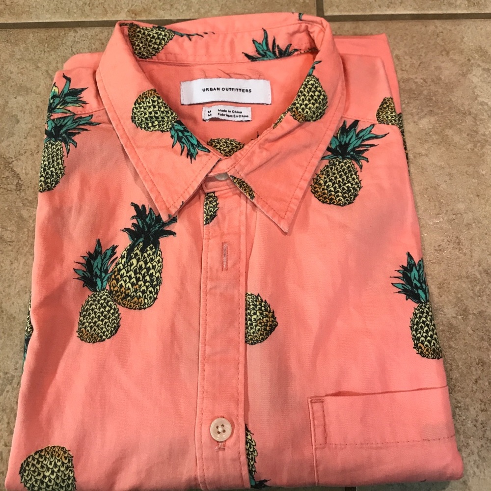 Urban outfitters Coral pineapple shirt size medium
