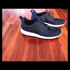 Nike Roshe Run Men's 10.5