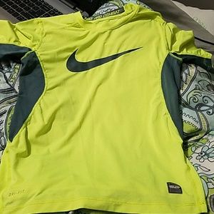 🔵3 for $15🔵 Nike Pro Combat shirt