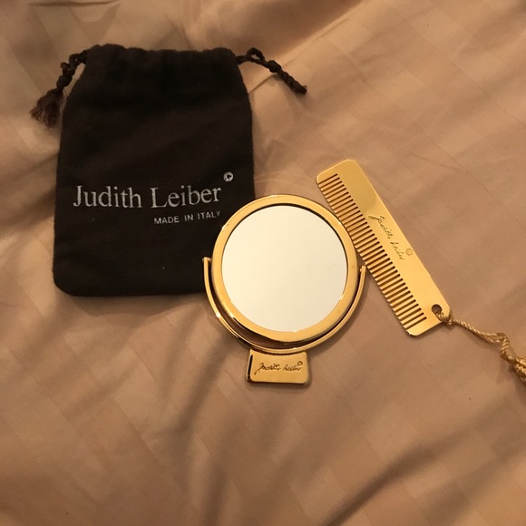 Authentic Judith Lieber Snake Clutch - Picture 4 of 6