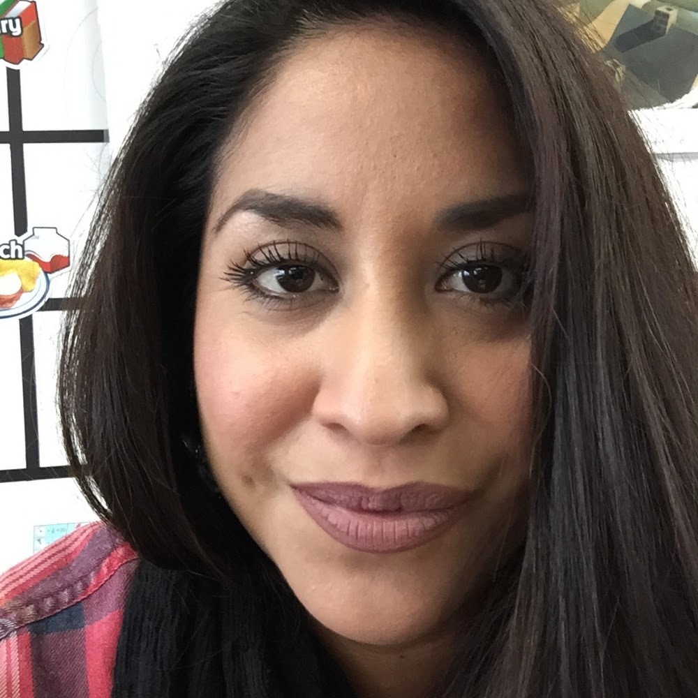 Meet your Posher, Corina