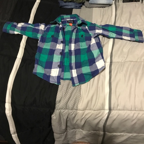 7 toddler boy shirts - Picture 7 of 7