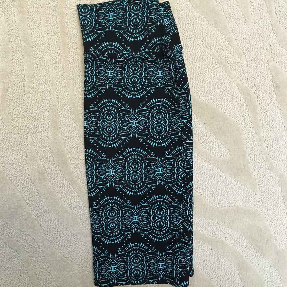Lularoe Small Cassie skirt