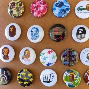 14 Bape pin buttons 1.5 inch Men's Fashion Street