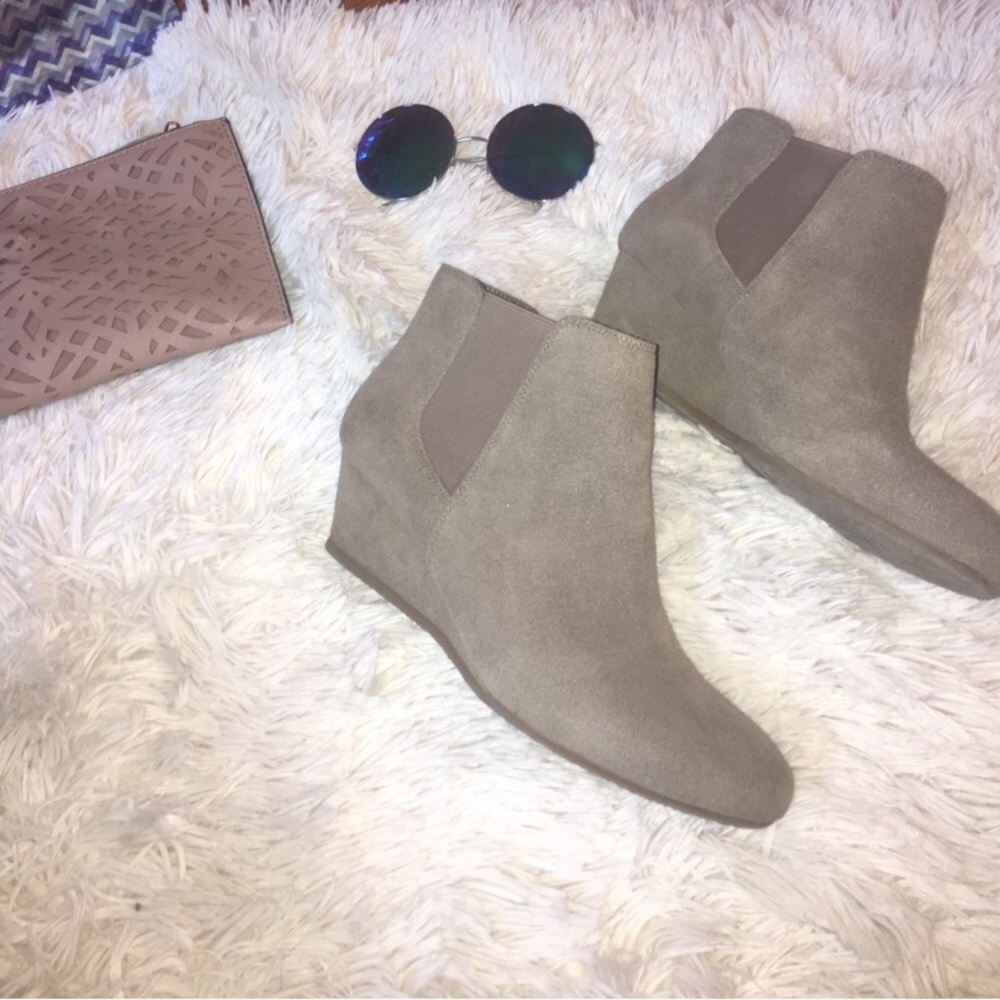 Nine West suede booties