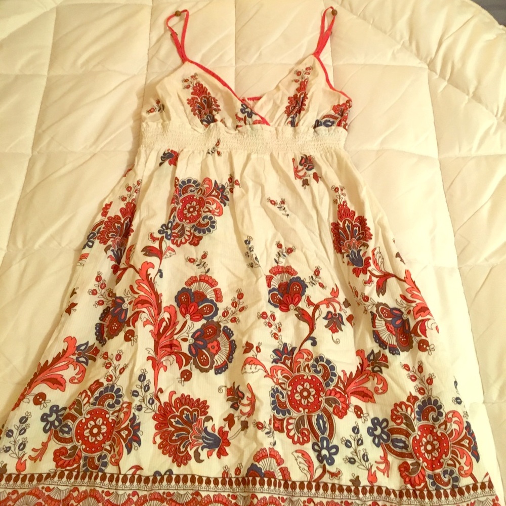 Cute summery dress! Floral